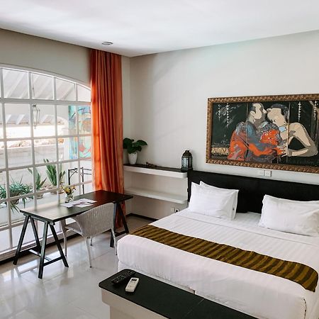 Hotel Casa Artista By Kresna Hospitality Seminyak Exterior foto