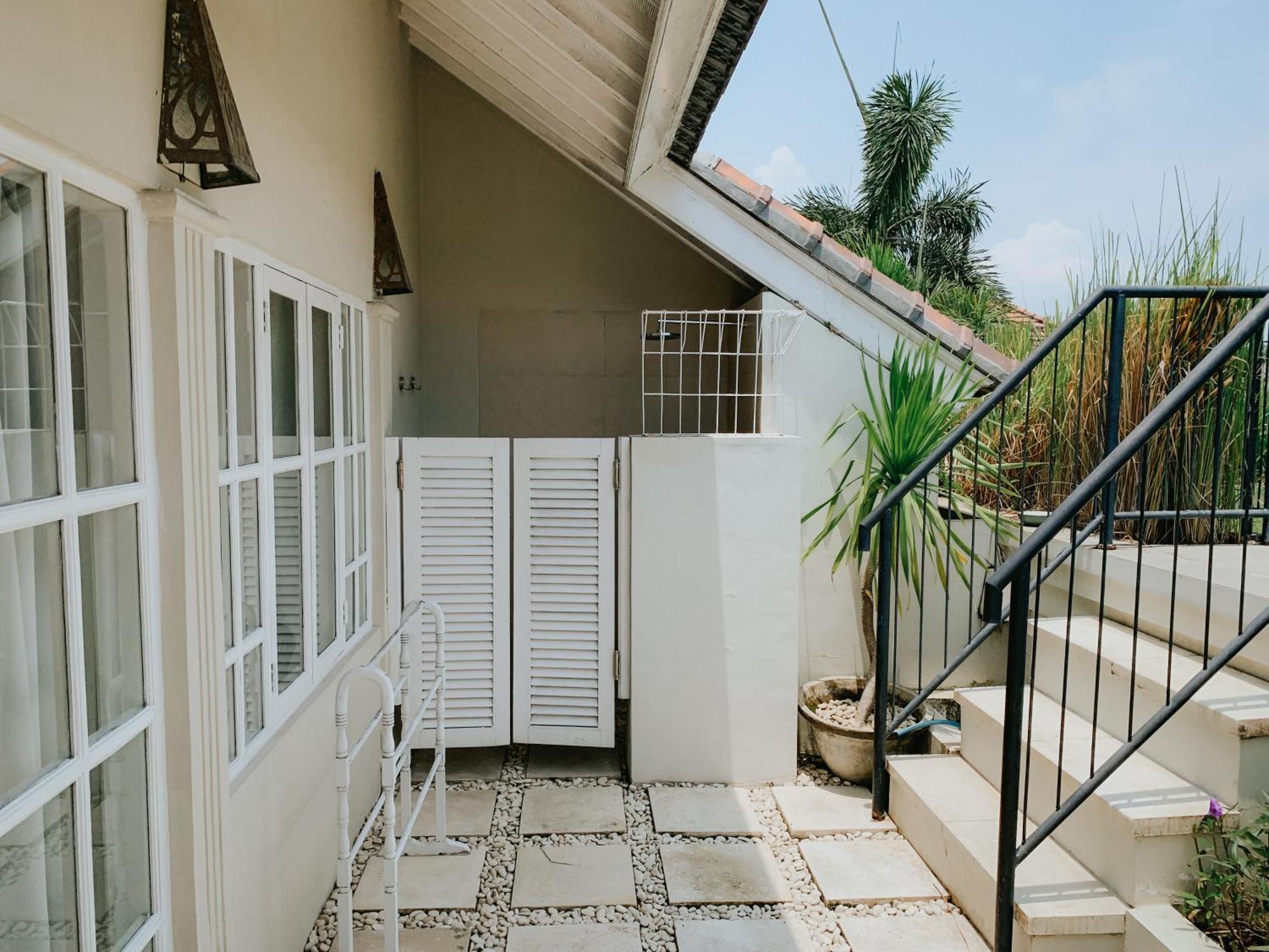 Hotel Casa Artista By Kresna Hospitality Seminyak Exterior foto