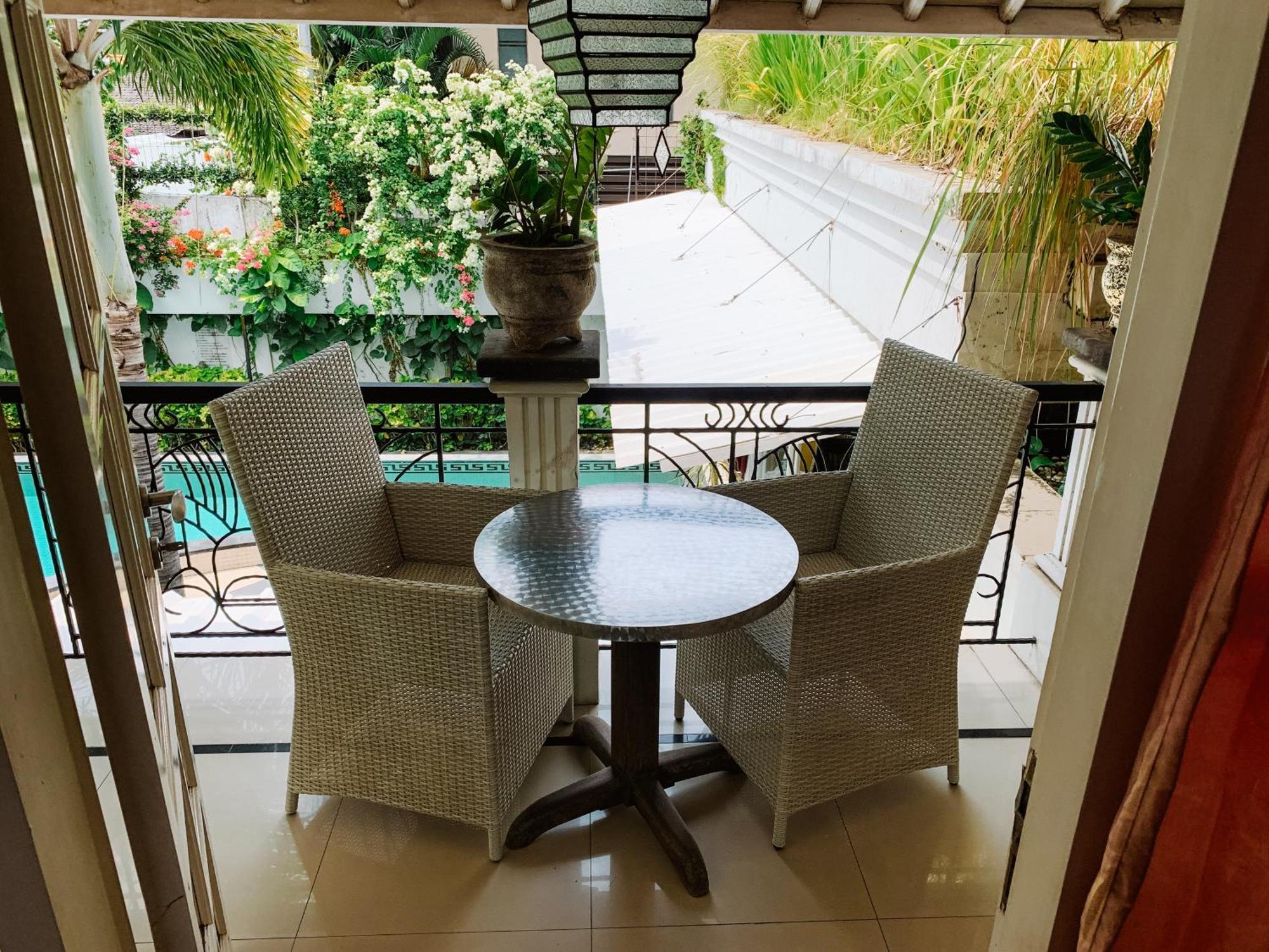 Hotel Casa Artista By Kresna Hospitality Seminyak Exterior foto